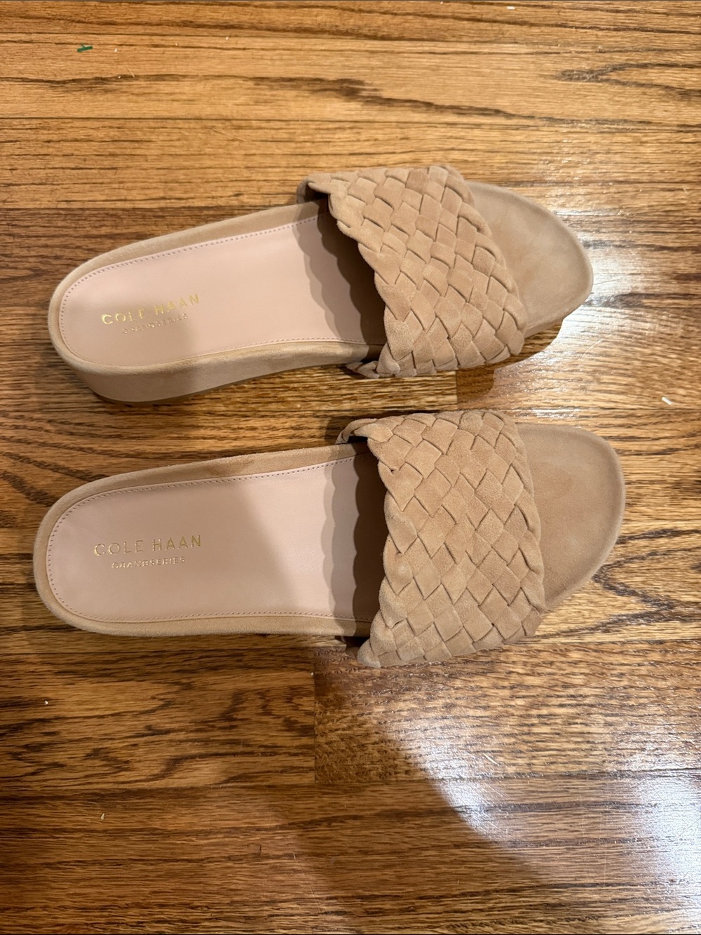 Cole Haan Women's Tan Woven Slide Sandals 8